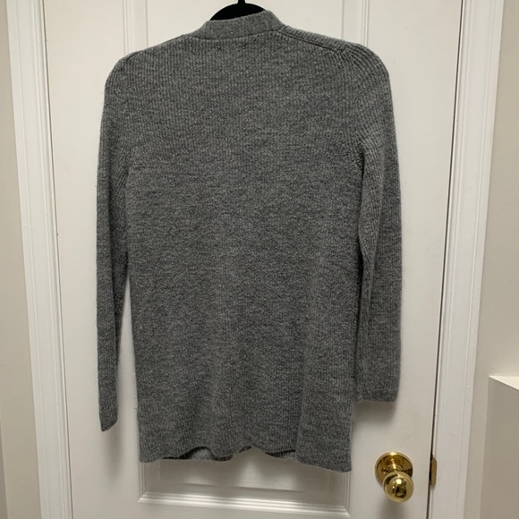 ABERCROMBIE & FITCH | Icon Boyfriend Cardigan - Picture 2 of 4